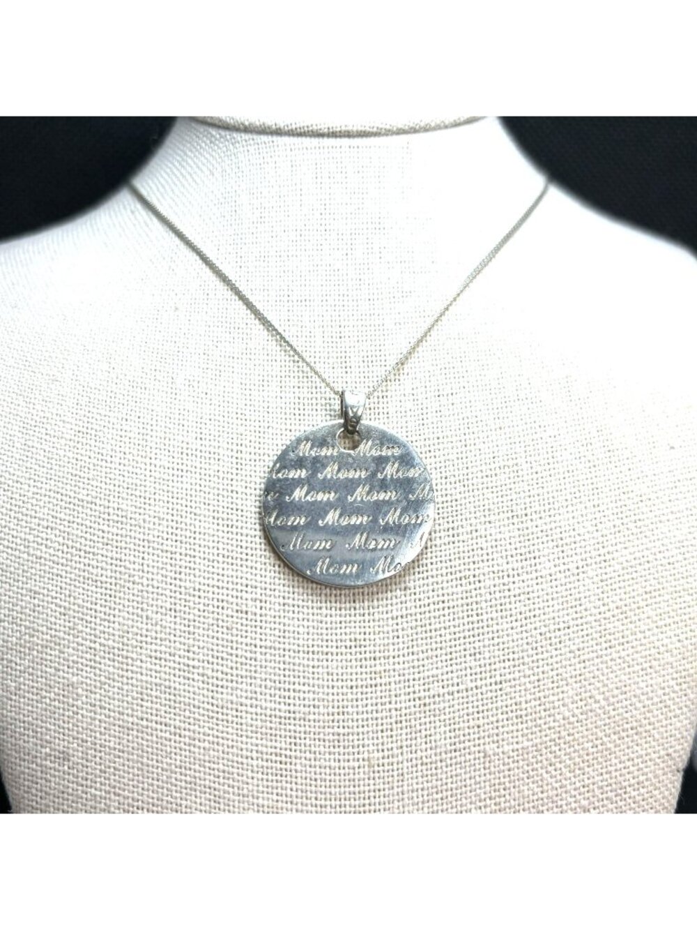 Engraved "Mom" Circle Pendant 925 Sterling Silver 1" on 16" Chain